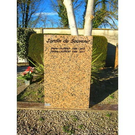 STELE COMMEMORATIVE